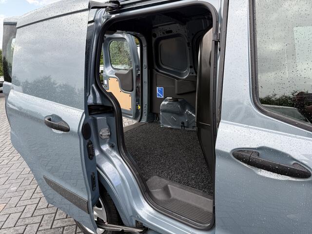 Ford TRANSIT COURIER 1.0 ECOBOOST TREND 100 PK / BENZINE! / 1e EIG. / BPM VRIJ !! / AIRCO / PDC / ZEER NETJES!