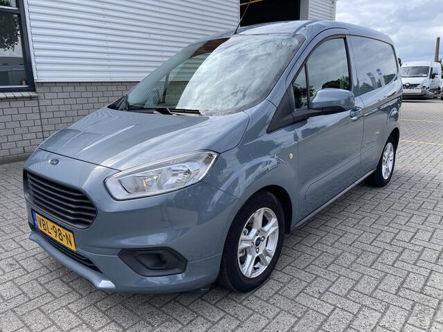Ford TRANSIT COURIER 1.5 TDCI Limited / euro 6 diesel / bpm vrij / vaste prijs rijklaar ¤ 8950 ex btw / airco / cruise / navigatie / grijs blauw metallic / parkeersensoren achter !