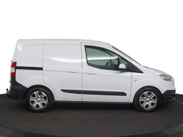 Ford TRANSIT COURIER 1.5 TDCI Trend | Trekhaak | Airco | Navi |