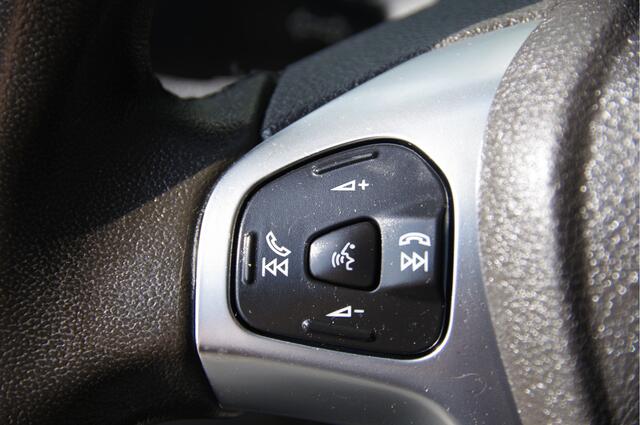 Ford TRANSIT COURIER 1.5 TDCI Trend TREKHAAK, CRUISE, AIRCO, NAVI, NL AUTO, NAP