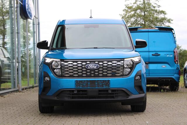 Ford TRANSIT COURIER E-Transit Limited 44 kWh 136pk | Ford Voorraad | Trekhaak | Driver Assistance Pack met Navigatie | Led laadruimte verlichting | Laadvloerbescherming Rubber