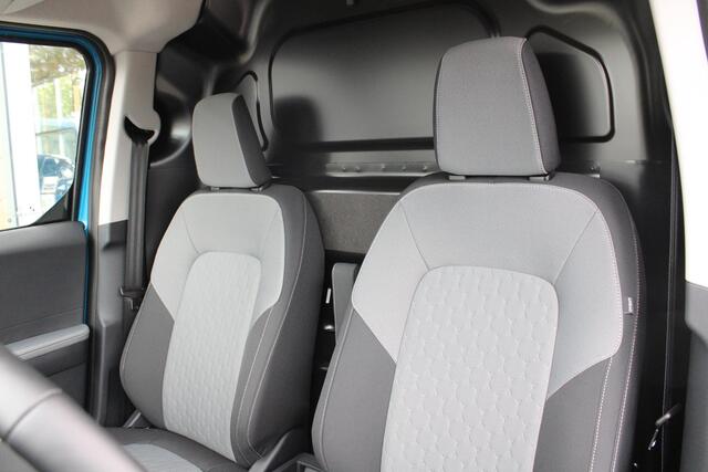 Ford TRANSIT COURIER E-Transit Limited 44 kWh 136pk | Ford Voorraad | Trekhaak | Driver Assistance Pack met Navigatie | Led laadruimte verlichting | Laadvloerbescherming Rubber