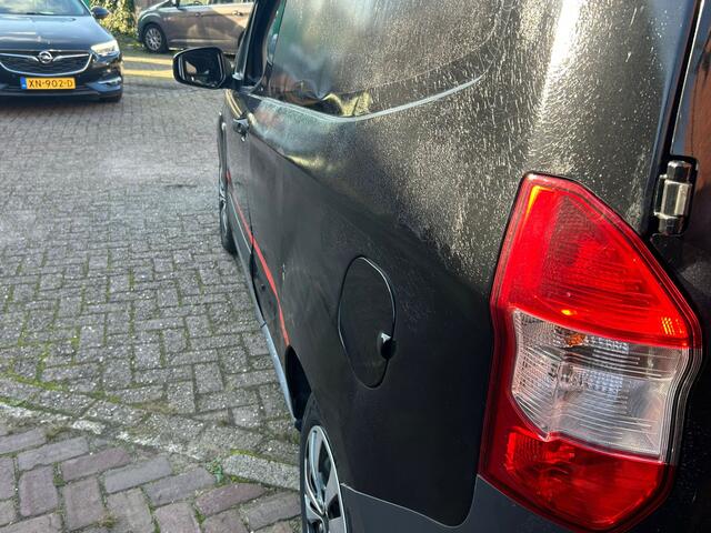 Ford TRANSIT COURIER 1.5 TDCI Trend Duratorq S&S SCHADE