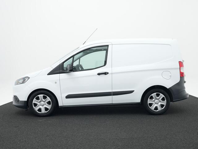 Ford TRANSIT COURIER 1.5 TDCI Trend Duratorq 75pk | Stoelverwarming | Achteruit rijcamera | Navigatie |