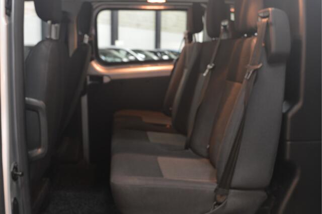 Ford TRANSIT CUSTOM 310 2.0 TDCI L2H1 Limited DUBBELE CABINE // AUTOMAAT // 159.000 km // AIRCO // CRUISE // TREKHAAK // NAVI // PDC //