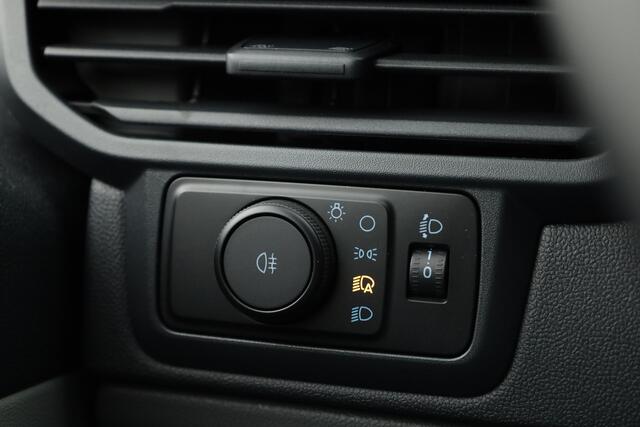 Ford TRANSIT CUSTOM 320 2.0 TDCI L2H1 Trend | Dubb.Cab. | Automaat | Airco | Cruise | Navi | Dakdragers | NIEUW MODEL!!