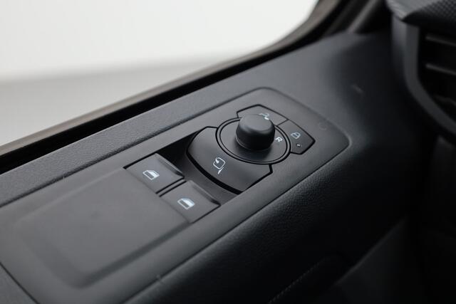 Ford TRANSIT CUSTOM 320 2.0 TDCI L2H1 Trend | Dubb.Cab. | Automaat | Airco | Cruise | Navi | NIEUW MODEL!!