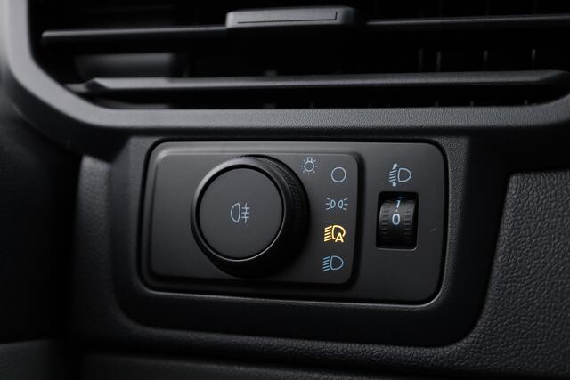 Ford TRANSIT CUSTOM 320 2.0 TDCI L2H1 Trend | Dubb.Cab. | Automaat | Airco | Cruise | Navi | NIEUW MODEL!!