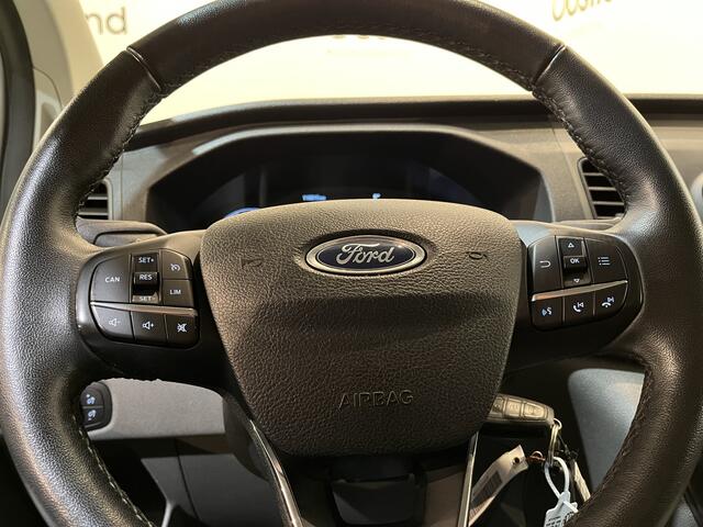 Ford TRANSIT CUSTOM 300 2.0 TDCI L1H1 Trend 130 PK / Servicebus / Bott Inrichting / Euro 6 / Schuifdeur L + R / Airco / CarPlay / Klep / PDC / Navigatie / 3-Zits