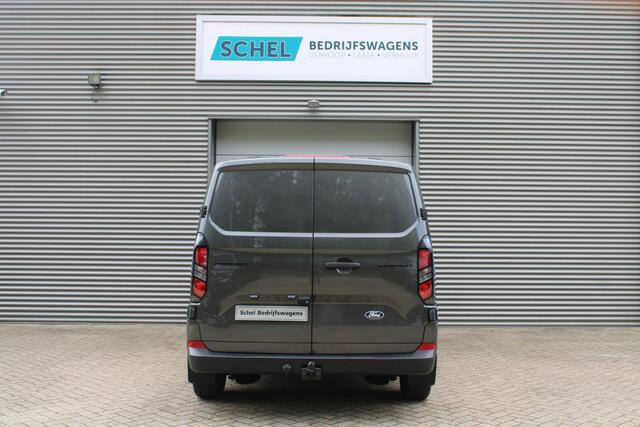 Ford TRANSIT CUSTOM 320 2.0 TDCI L2H1 Trend DC 136pk - Carplay - Android - Camera - Trekhaak - LED koplampen - Stoel + Stuurverwarming - Rijklaar