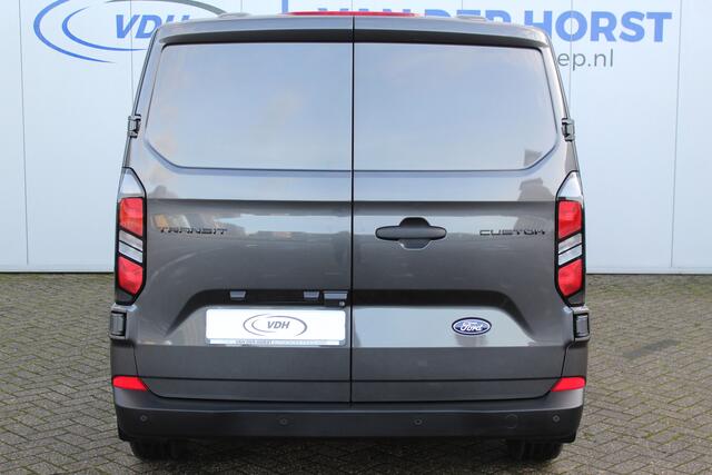 Ford TRANSIT CUSTOM 320 2.0-170pk TDCI L2H1 Trend DUBBELE CABINE ! AUTOMAAT ! Kijk eens... één van de eerste Customs met dubbele cabine... wát een ruimte, wát een comfort ! Volautm. airco, stoel-, stuur-, spiegel- en voorraamverw., LM wielen, metallic lak, cruise cntrl etc.