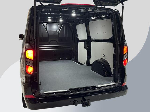 Ford TRANSIT CUSTOM 300 2.0 TDCI L2H1 Limited 136pk | Achterklep Uniek! | Stoelverwarming | Trekhaak | Laadvloer