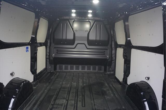 Ford TRANSIT CUSTOM 300L 136PK Trend AUT BPM VRIJ!! 13" Sync Navi, Cam, Adap. Cruise, 2740KG Trekgewicht!! NR. 836