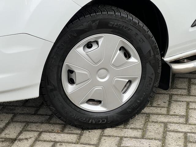 Ford TRANSIT CUSTOM 280 2.0 TDCI L1H1 Trend | SideBars | Cruise Control | Parkeersensoren Voor en Achter | DAB | Airco |