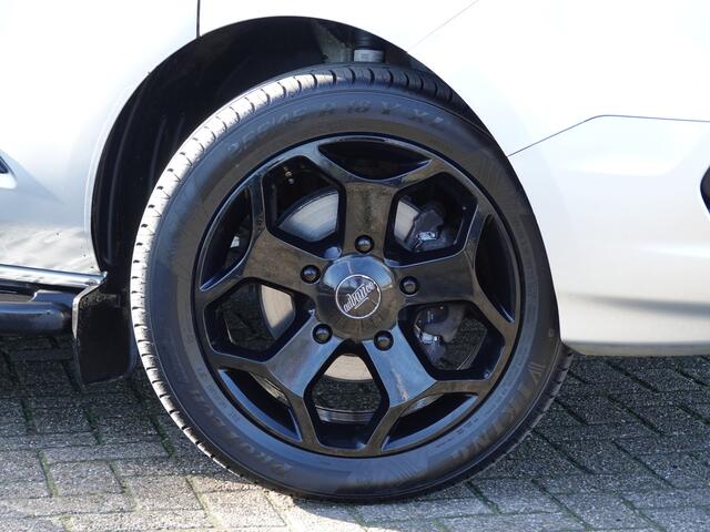 Ford TRANSIT CUSTOM 320 2.0 TDCI 130PK L2H1 Trend DC 6-PERS NAVI | CRUISE | LMV | AIRCO | PDC