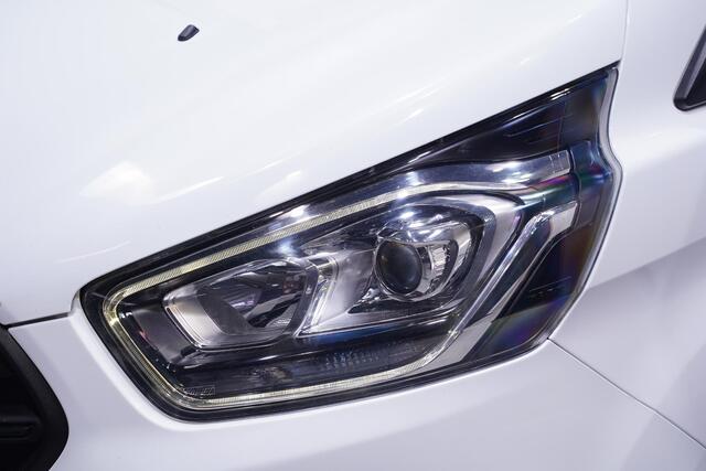 Ford TRANSIT CUSTOM 2.0 TDCi 105 pk L2H1 Airco, Trekhaak 2.800 kg Cruise Control, Laadruimte Pakket, PDC V+A, 3-Zits