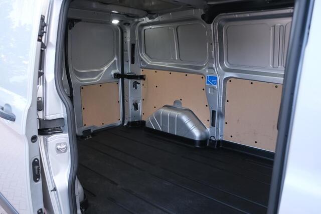 Ford TRANSIT CUSTOM 300 2.0 TDCI L1H1 Trend 130pk/96kW Automaat | 3 stuks leverbaar! | Dodehoek | Multimediascherm | Carplay | Camera | Voorruitverwarming | etc. etc. 79581
