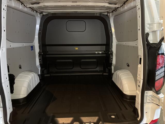 Ford TRANSIT CUSTOM 340 2.0 TDCI L2H1 Trend DC 5 persoons / originele Ford dubbel cabine / bpm vrij / NIEUW / vaste prijs rijklaar ¤ 39.950 ex btw / lease vanaf ¤ / airco / cruise / vol opties !