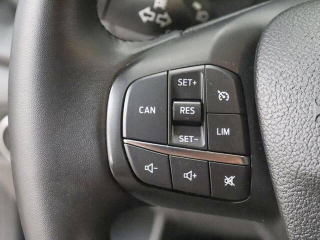 Ford TRANSIT CUSTOM 300 2.0 TDCI L2H1 Trend Automaat Airco Navigatie Cruisecontrol Camera Parkeersensoren Trekhaak