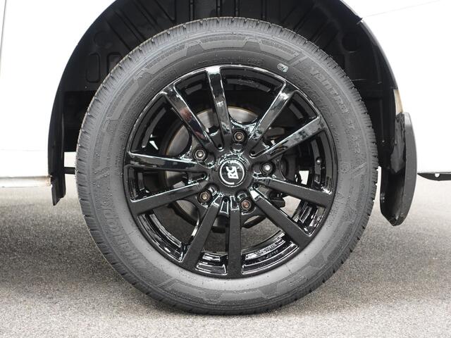 Ford TRANSIT CUSTOM 130pk Automaat L1H1 Trend Raptor Editon 2x Schuifdeur Trekhaak Airco Cruise control Euro6