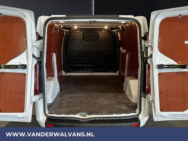 Ford TRANSIT CUSTOM 2.0 TDCI 131pk L2H1 Euro6 Airco | LED | Cruisecontrol | Verwarmde voorruit | Parkeersensoren Bijrijdersbank, 2800kg trekvermogen