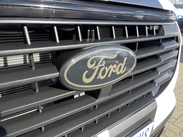 Ford TRANSIT CUSTOM 340 2.0 TDCI 130pk L2H1 Sport originele DC 5 persoons / rijlklaar ¤ 42.950 ex btw / lease vanaf ¤ 769 / 18 inch velgen 4 seizoenen banden / nieuwe bus BPM vrij !