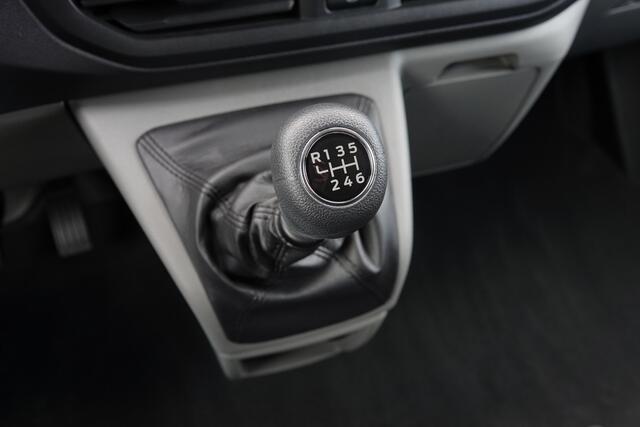 Ford TRANSIT CUSTOM L2H1 Dubbel Cabine 2.0Tdci 150Pk | Trend 320 | Achteruitrijcamera | 2xSchuifdeur | Trekhaak | 17'' | Moondust Zilver