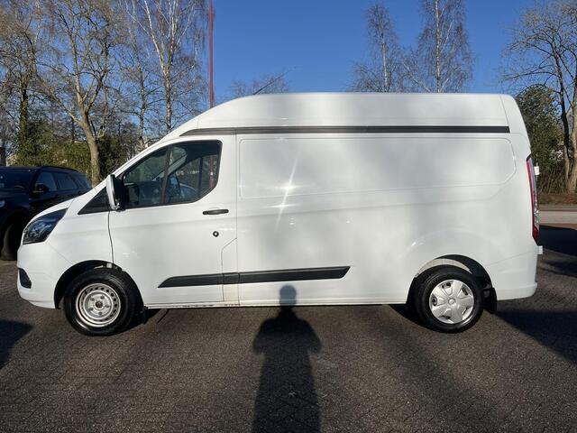 Ford TRANSIT CUSTOM 300 2.0 TDCI L2H2 Trend SCI | Achteruitrijcamera | Dodehoeksensoren | Navigatie | Stoelverwarming | Voorruitverwarming |