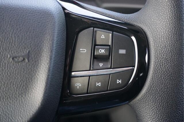 Ford TRANSIT CUSTOM 320L 136PK Trend Dubbel Cabine BPM VRIJ!! Apple CP/Android A. LED, 2x Schuifdeur, 5 Jaar Garantie!! NR. G183*