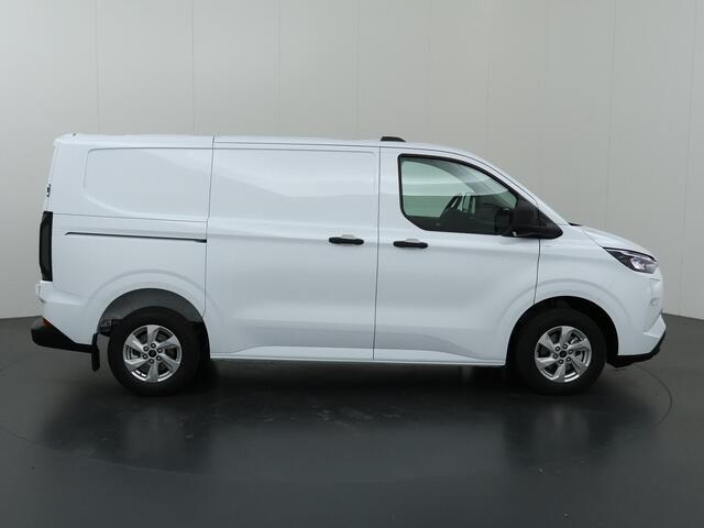 Ford TRANSIT CUSTOM 320 2.5 PHEV | L1 H1 | Trend | Plug-in Hybride | Parkeercamera | 3-zits | BPM-Vrij | Toegang ZE-zone
