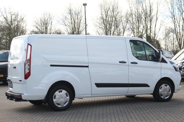 Ford TRANSIT CUSTOM 300 2.0TDCI 130pk L2H1 Trend | Automaat | Trekhaak | L+R Zijdeur | Camera | Navi | Lease 414,- p/m