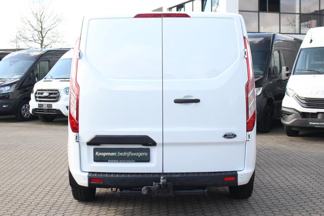 Ford TRANSIT CUSTOM 300 2.0TDCI 130pk L2H1 Trend | Automaat | Trekhaak | L+R Zijdeur | Camera | Navi | Lease 414,- p/m
