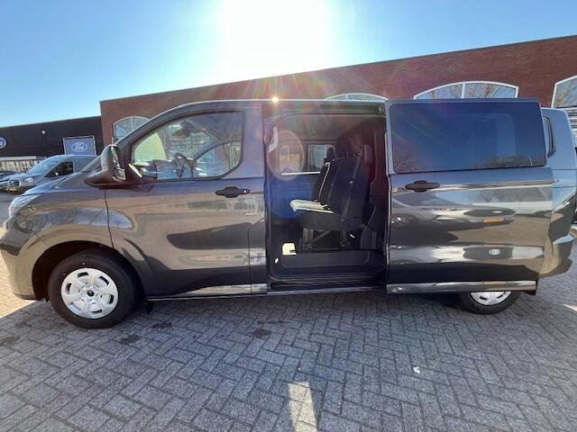 Ford TRANSIT CUSTOM Trend DCL2H1 320 150PK MT6 BPM VRIJ I DUBBEL CABINE I 5 PERS. I CAMERA I LED KOPLAMPEN DUBBELE SCHUIFDEUR I 5 JAAR GARANTIE