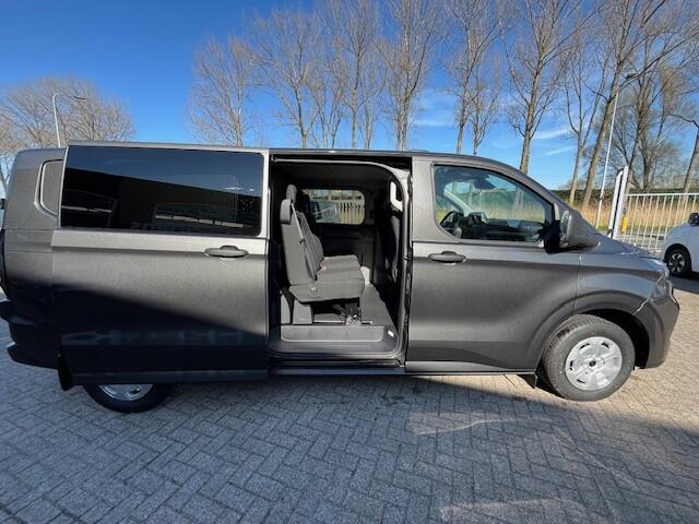 Ford TRANSIT CUSTOM Trend DCL2H1 320 150PK MT6 BPM VRIJ I DUBBEL CABINE I 5 PERS. I CAMERA I LED KOPLAMPEN DUBBELE SCHUIFDEUR I 5 JAAR GARANTIE
