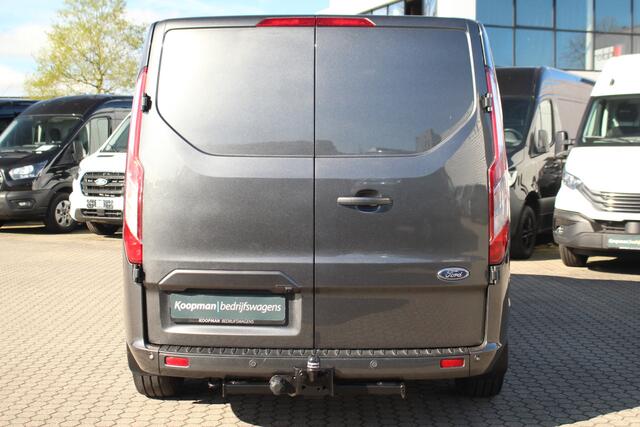 Ford TRANSIT CUSTOM 300 2.0TDCI 130pk L2H1 Limited | Trekhaak | Adap. Cruise | 2-Zits | L+R Zijdeur | Lease 396,- p/m