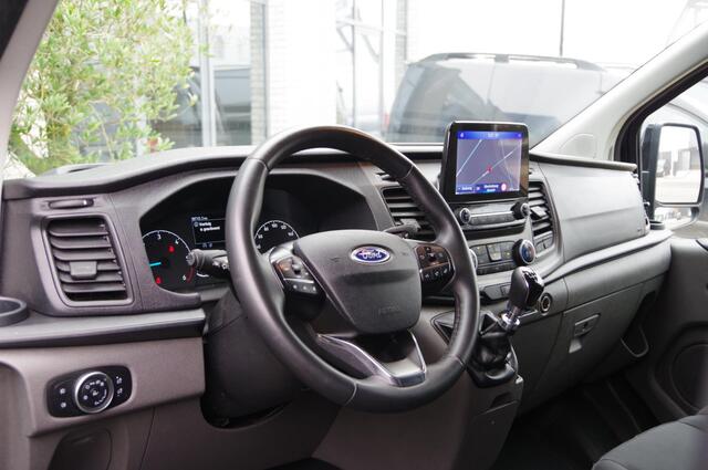 Ford TRANSIT CUSTOM 2.0 TDCI 12-2022 130PK, 3-ZITS, NAVI, CAMERA, CRUISE, STOELVERWARMING, PARKEERSENSOREN AIRCO, APPLE CARPLAY DIK MAKEN, STAAT NIET ONLINE