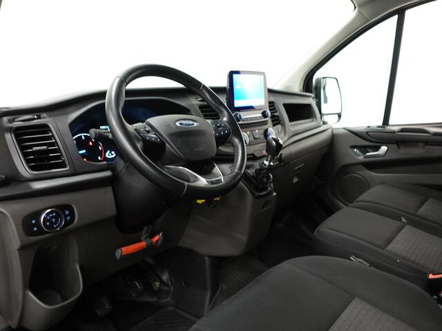 Ford TRANSIT CUSTOM L1H1 Trend Navigatie Camera Cruise control Parkeersensoren Trekhaak Airco