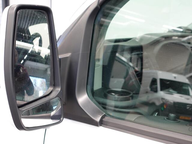 Ford TRANSIT CUSTOM 131pk Automaat L2H1 Trend Trekhaak Cruise control Achterklep Airco Euro6