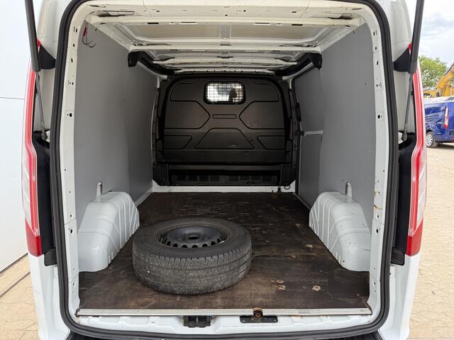 Ford TRANSIT CUSTOM 2.0 TDCI 130pk Automaat L1H1 Scherm Cruise Control Camera Airco LED Parkeersensoren voor achter