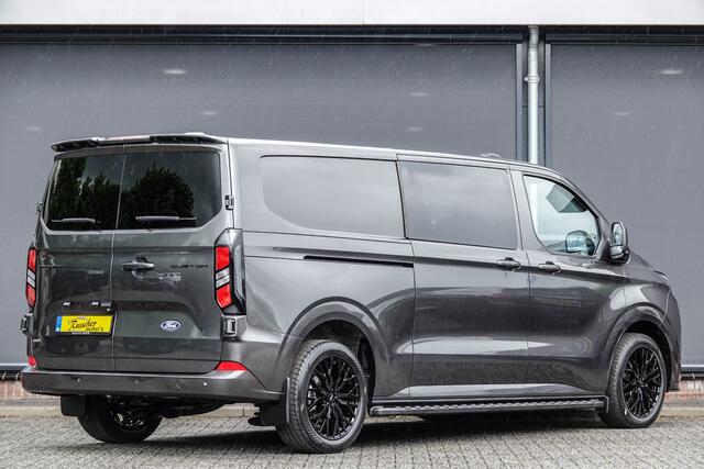 Ford TRANSIT CUSTOM L2H1 Dubbel Cabine 2.5PHEV 233Pk Aut. | Limited | Plug In Hybrid | 360° Camera | 2xSchuifdeur | Spoilerpack | 19'' | Magnetic Grey
