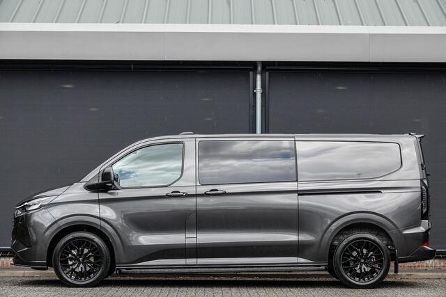 Ford TRANSIT CUSTOM L2H1 Dubbel Cabine 2.5PHEV 233Pk Aut. | Limited | Plug In Hybrid | 360° Camera | 2xSchuifdeur | Spoilerpack | 19'' | Magnetic Grey
