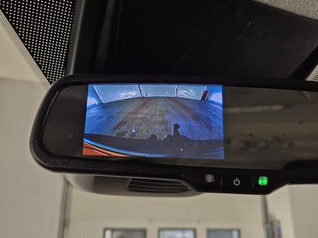 Ford TRANSIT CUSTOM 131pk L2H1 Trend Trekhaak Camera Cruise control Airco Parkeersensoren 3-Zits Euro6