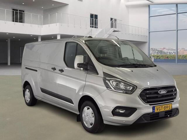 Ford TRANSIT CUSTOM 131pk L2H1 Trend Trekhaak Camera Cruise control Airco Parkeersensoren 3-Zits Euro6