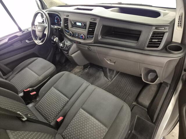 Ford TRANSIT CUSTOM 131pk L2H1 Trend Trekhaak Camera Cruise control Airco Parkeersensoren 3-Zits Euro6