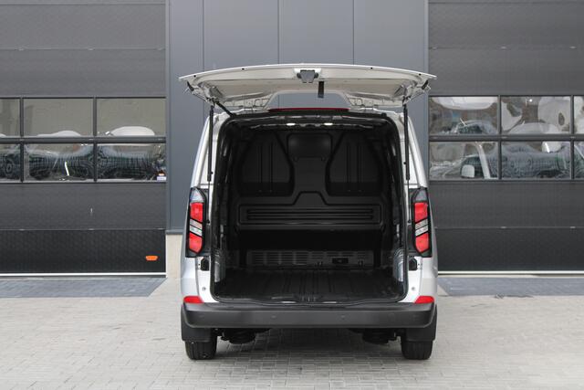 Ford TRANSIT CUSTOM 320 2.0 TDCI L2H1 Trend 136pk - 2x Schuifdeur - Achterklep - Carplay - Android - LED koplampen - Stoelverwarming - 70l tank - Rijklaar