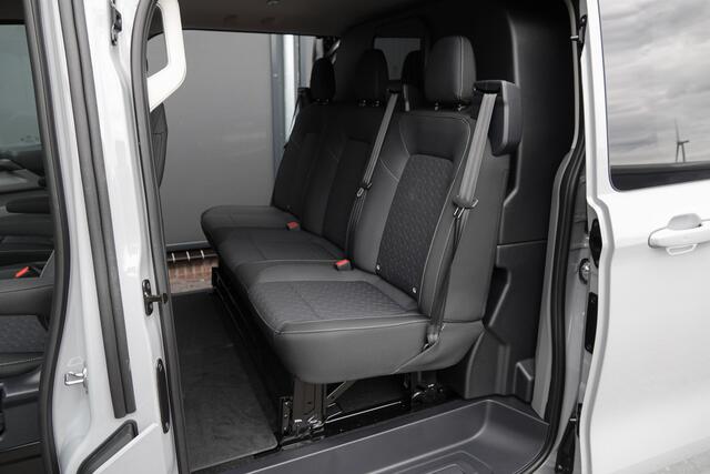 Ford TRANSIT CUSTOM L2H1 Dubbel Cabine 2.5PHEV 233Pk Aut. | Limited | Plug In Hybrid | 360° Camera | 2xSchuifdeur | Spoilerpack | 19'' | Grey Matter