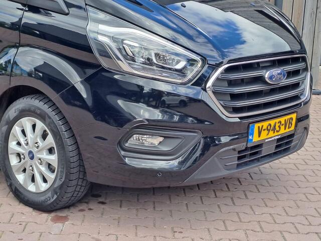 Ford TRANSIT CUSTOM 300 2.0 TDCI L2H1 Limited | Automaat | Trekhaak | Standkachel | App-connect | Navi | Sidebars |