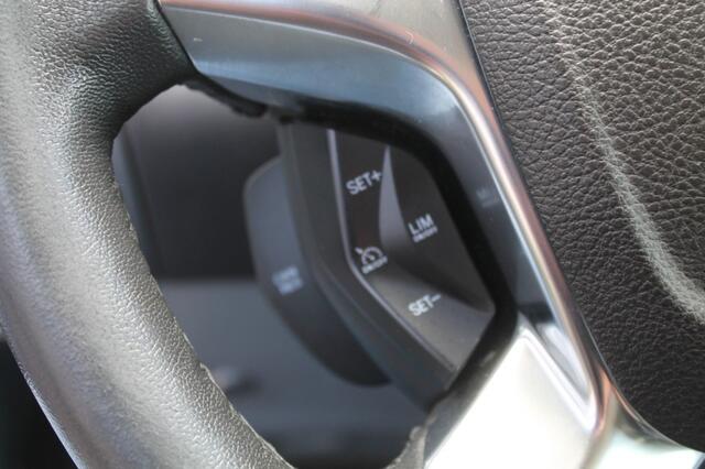 Ford TRANSIT CUSTOM 290 2.2TDCI L1H1TREL LAADKLEP AIRCO CRUISE NAVI