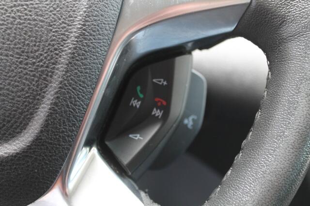 Ford TRANSIT CUSTOM 290 2.2TDCI L1H1TREL LAADKLEP AIRCO CRUISE NAVI