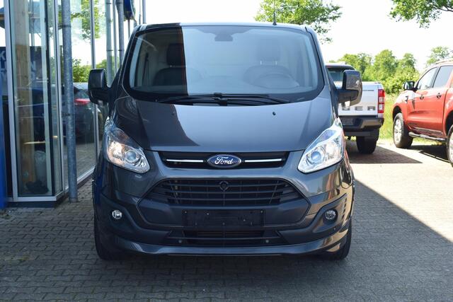Ford TRANSIT CUSTOM 290 2.2 TDCI L1H1 Sport 155pk! | Camera | Lederen bekleding | Stoelverwarming | Navigatiesysteem